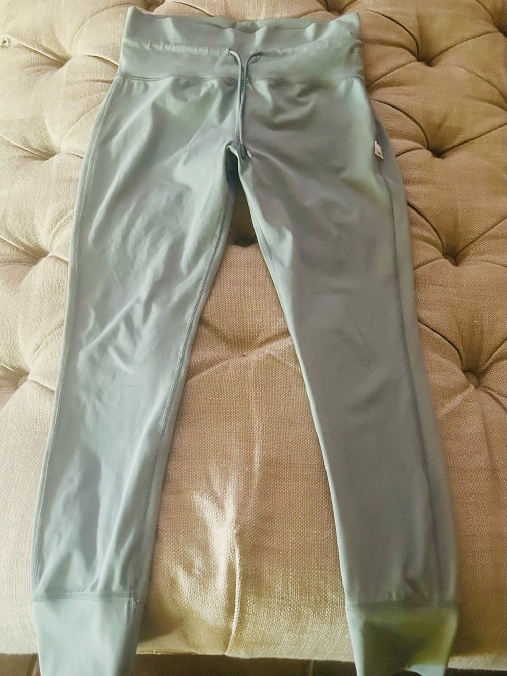Vuori Women's Leggings in Sage Blue-Green